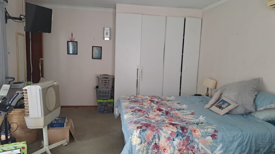 4 Bedroom Property for Sale in Universitas Free State